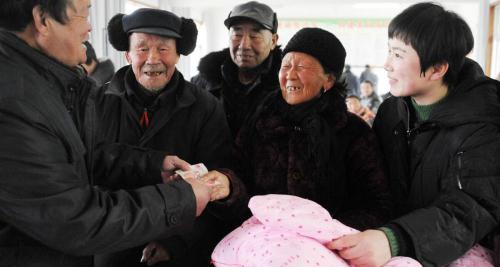 养老保险一年多少钱（农村养老保险每年交300元）
