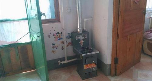 家用暖气循环泵多少钱（循环泵应该装在供水管上）