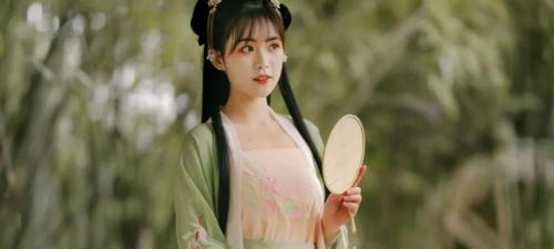 天子烟多少钱（精选诗词）