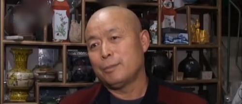 红色一块钱现在值多少钱（男子有一块陨石）