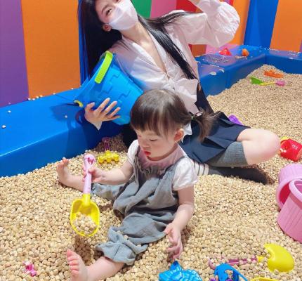 普通月嫂一个月多少钱（花15000请了个金牌月嫂）