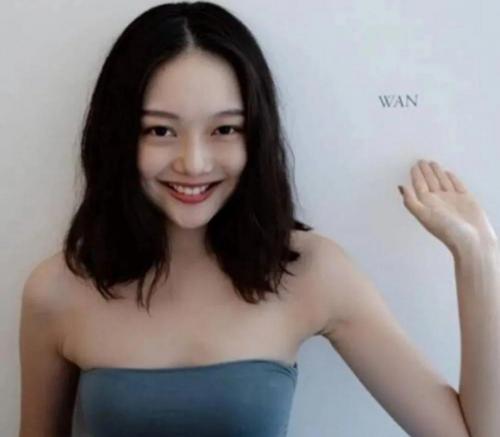 致青春烟多少钱一盒（从豆瓣女神到炫富名媛）