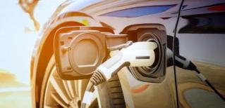 新能源汽車充電一次多少錢（新能源真的比燃油車省錢嗎）