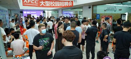 学健身教练需要多少钱（健身教练证怎么考）