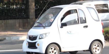 電瓶車多少錢（一輛1萬元左右的老年代步車）