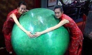 一颗夜明珠值多少钱（陕西男子挖到6吨夜明珠）