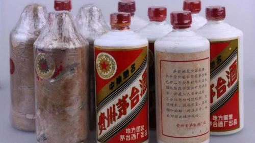 70年茅台酒值多少钱（图文详解70年代茅台老酒特征及收藏价值）