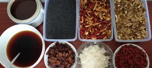 阿胶糕多少钱一盒500g（补气血的固元阿胶糕）