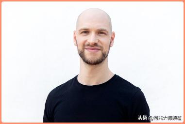 做网站一年赚多少钱（离开公司后）