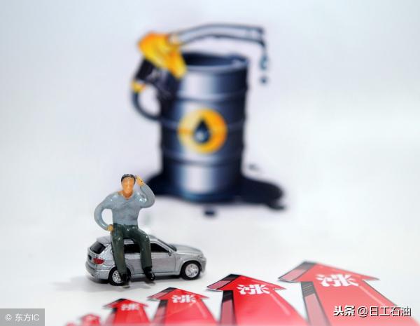 200挖机多少钱一小时（全国多省推行台班费）