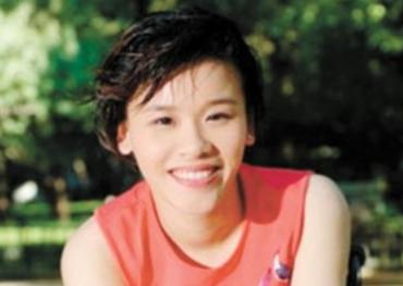 桑蘭摔傷賠了多少錢（體育新星摔成殘疾）