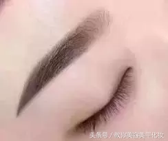 半永久纹眉多少钱（来欣赏一下万元级别定制的半永久眉毛）