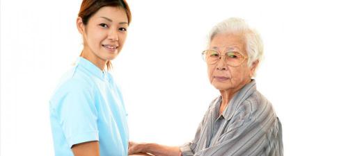 保姆一般多少钱（50岁住家保姆）