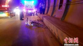 延安驾校报名费多少钱（男子领取驾照一小时后肇事逃逸致人死亡）