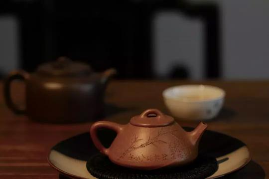 郑板桥的竹子值多少钱（降坡泥刻绘子冶小石瓢）