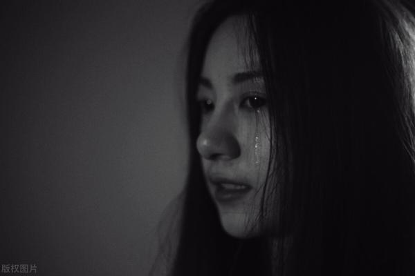 治疗湿疣大概要多少钱（9岁女童出现白色）