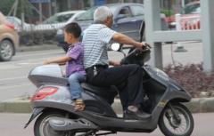 时速70的电摩多少钱（70岁以上老人代步车怎么选）