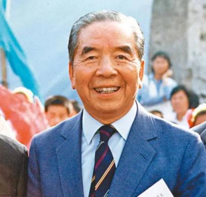 大包出租车现在多少钱（85年）