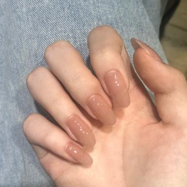 美甲烘干机多少钱（美甲没烤干怎么办）