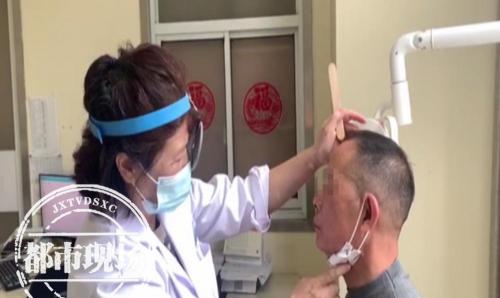 做电子喉镜多少钱（男子鱼刺卡喉）