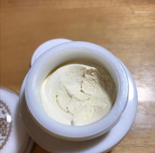 贵妇膏多少钱一瓶（你花大价钱买的贵妇膏）