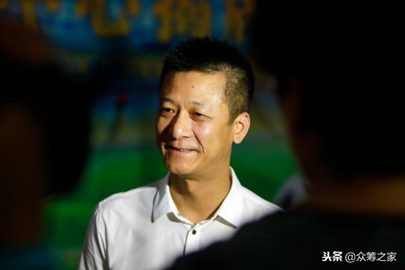 权健正骨鞋垫多少钱（200亿保健帝国背后）