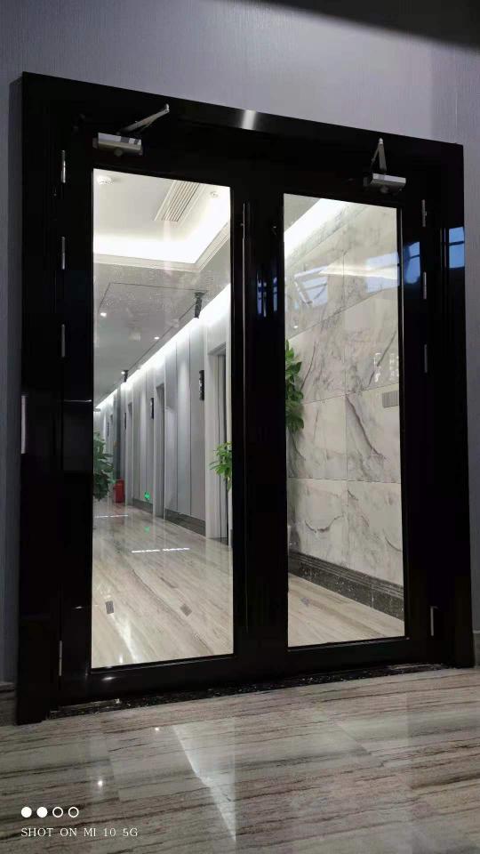 钛金门多少钱一平米（建筑防火玻璃门的类型有哪些）