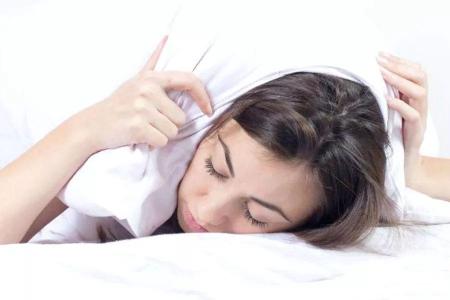 甜夢膠囊多少錢一盒（中醫調治更年期失眠）