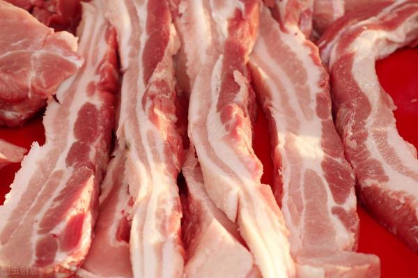 猪肉多少钱一斤2017年（国产猪肉不足12元）