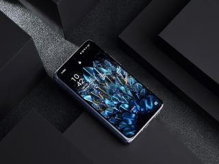 oppor7plus外屏破了换一个多少钱（折叠屏手机的三个通病）