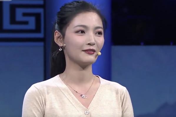 青田石的价格（美女自称祖传砖头值五亿）