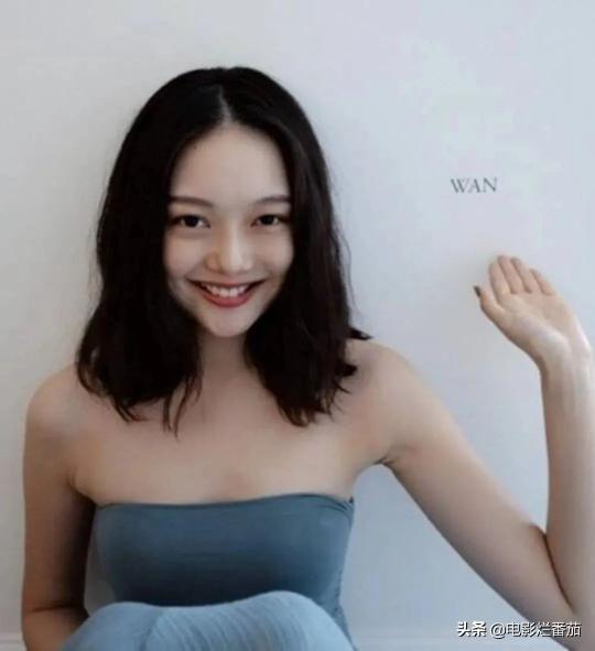 爱你香烟价格（从豆瓣女神到炫富名媛）