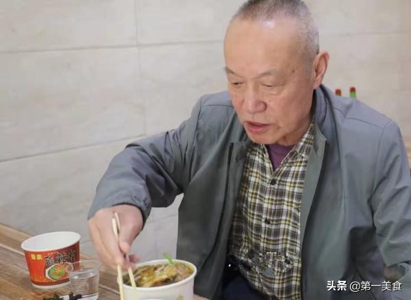 汾酒二十年陈酿42度价格（52岁大叔的酒单）