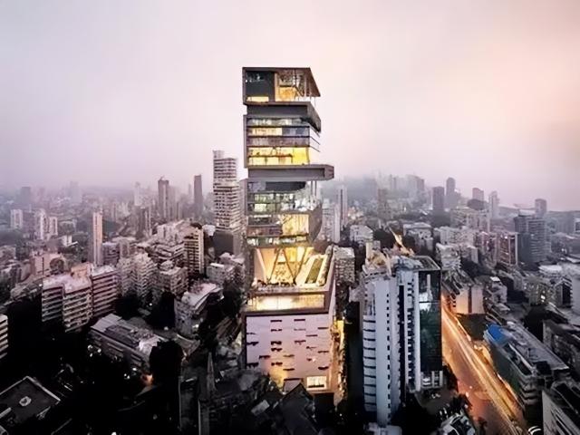 白金龍鳳錦鯉多少錢(qián)（印度首富坐擁845億）