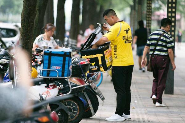 96v50a电动车多少钱（价格不到3000元）