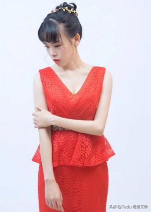 qq阅读包月多少钱（塔读年代文畅销作家顾年华）