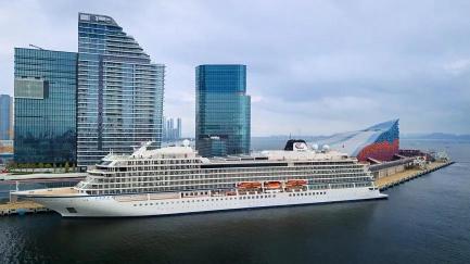 国际游轮旅游价格表（乘中国最奢华的邮轮要花多少钱）