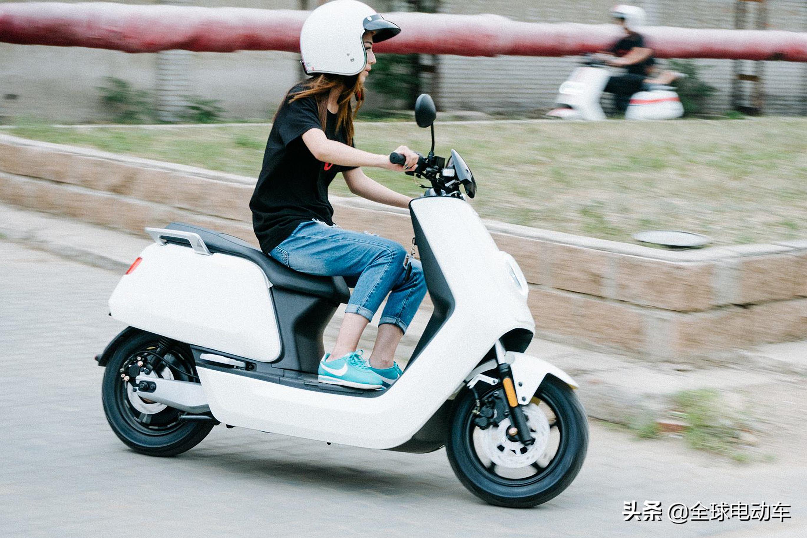 单车改电动车要多少钱（一辆2500元电动车）