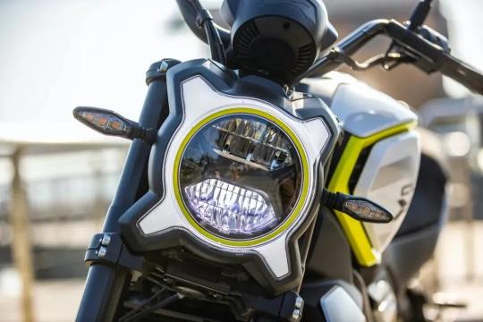 春风250价格（两万内复古类摩托车）