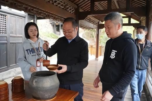 52度贵州原浆酒价格表（上市公司老总退休后常喝的5款白酒）
