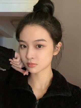 雅诗兰黛5件套装价格（雅诗兰黛哪些单品好用）