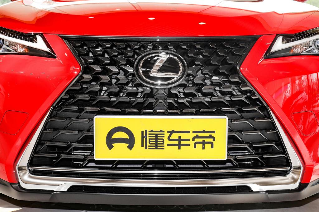 凌志價格（雷克薩斯UX）