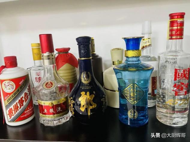 瀘州老窖六年頭曲52度價格（經典香型）