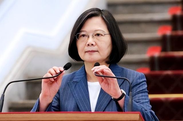 西安金元三輪車價格（臺灣活在最沒有尊嚴的黑暗時刻）