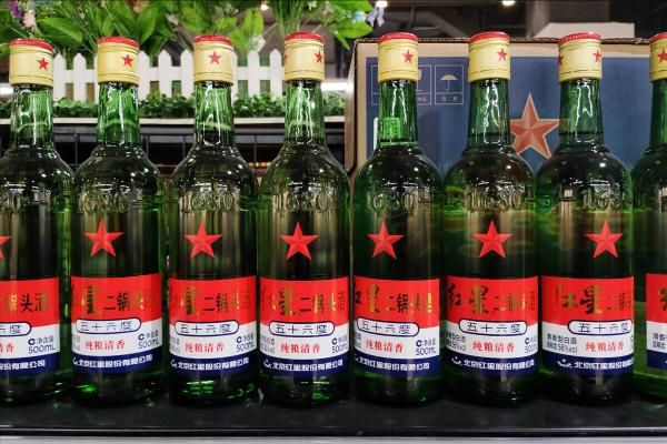 二锅头图片及价格（买红星二锅头）