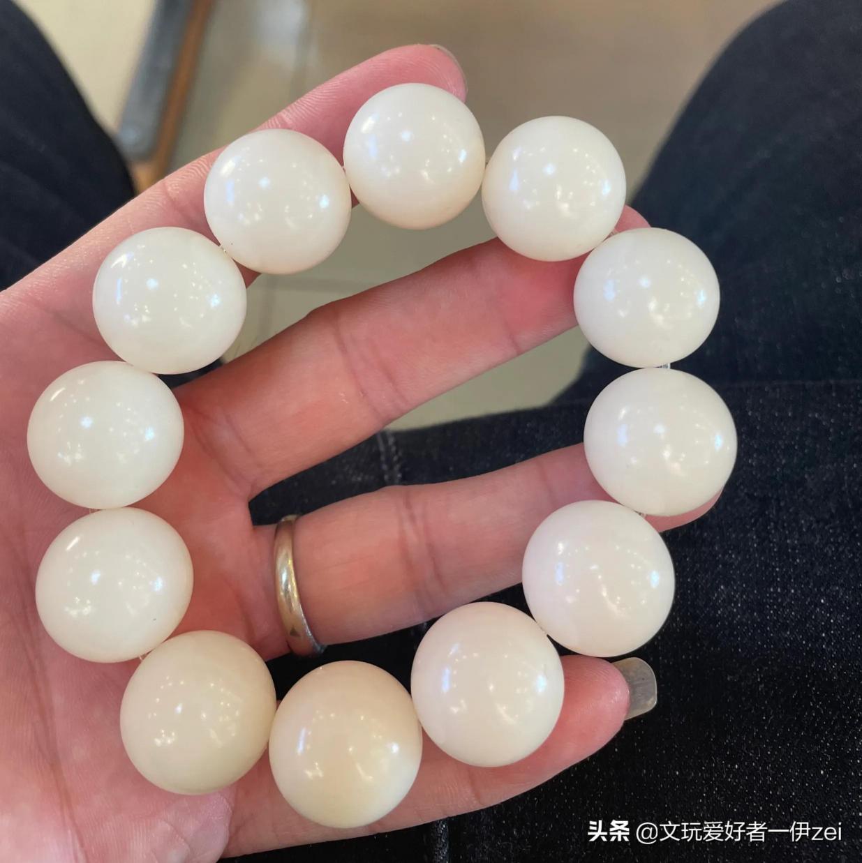 千眼菩提最贵多少钱（文玩光珠串）