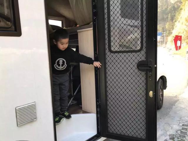 夢之旅牛二房車價格（想開房車去旅行）