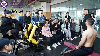 北京健身房价格表（北京私人教练培训学校学费大概是多少呢）