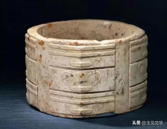 鸡骨白玉器的市场价格（沈华）