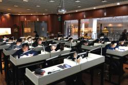 浪琴手表维修价格查询（只用10天我学会了修浪琴表）